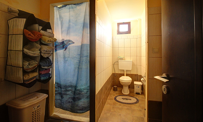 GROUND LEVEL APT WITH AMPLE STORAGE & TERRACES