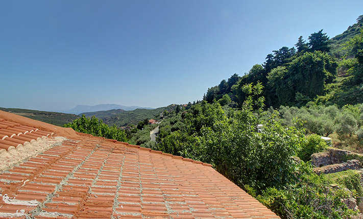 VILLAGE HOUSE IN AN OLD VENETIAN COMPLEX