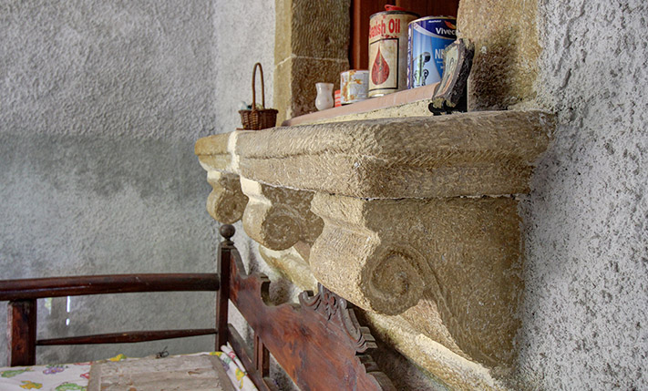 VILLAGE HOUSE IN AN OLD VENETIAN COMPLEX