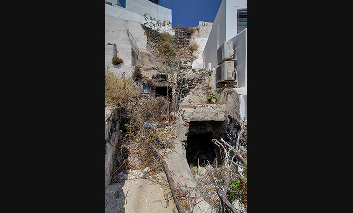 ΥΠΟΣΚΑΦΗ ΚΑΤΟΙΚΙΑ ΣΕ ΚΑΛΝΤΕΡΙΜΙ ΜΕ ΘΕΑ