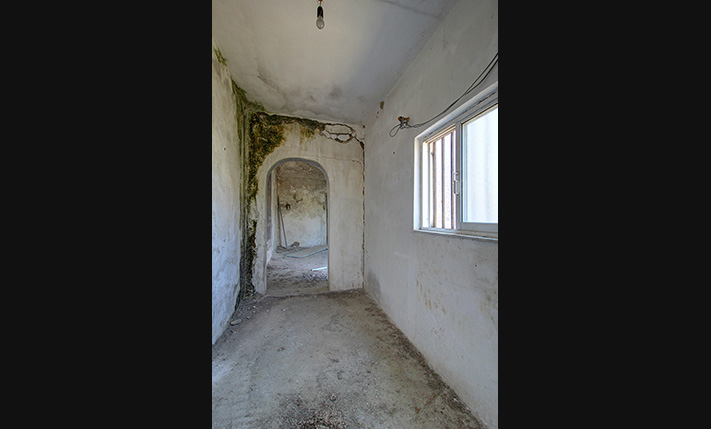 1-LEVEL VILLAGE HOUSE WITH EXTRA BUILDABILITY