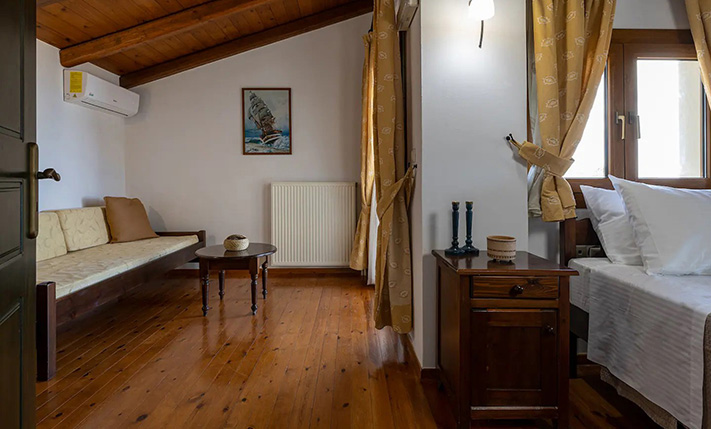 2 VILLAS WITH UNOBSTRUCTED SEA VIEWS