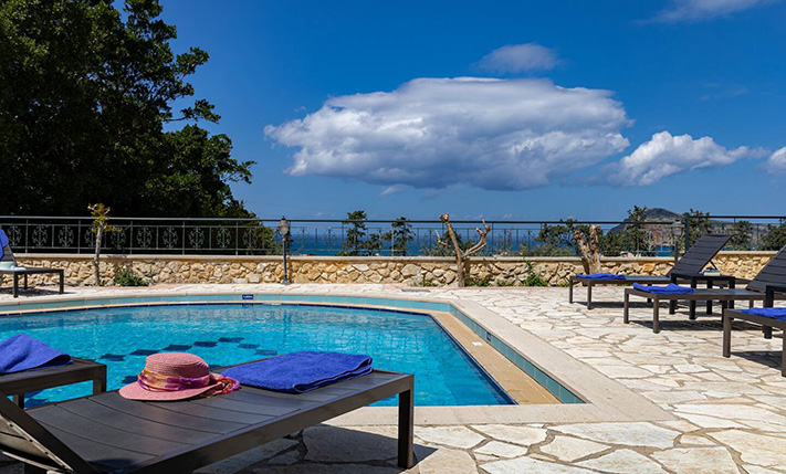 2 VILLAS WITH UNOBSTRUCTED SEA VIEWS