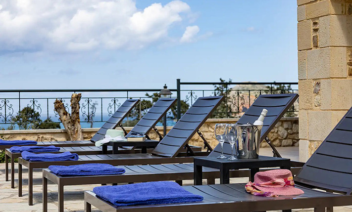 2 VILLAS WITH UNOBSTRUCTED SEA VIEWS