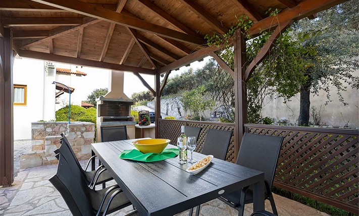 2 VILLAS WITH UNOBSTRUCTED SEA VIEWS