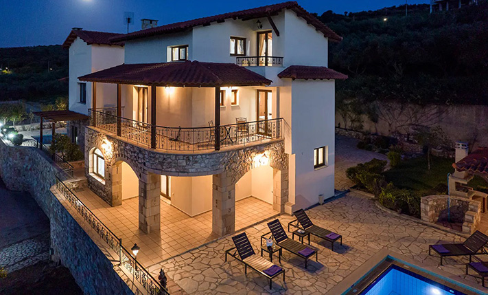 2 VILLAS WITH UNOBSTRUCTED SEA VIEWS