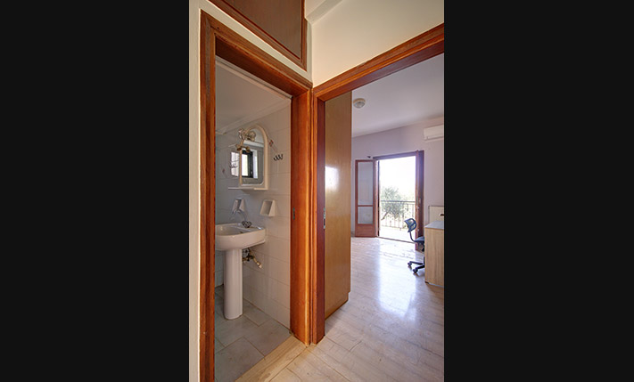 2 SPACIOUS APARTMENTS WITH AN OLIVE GROVE