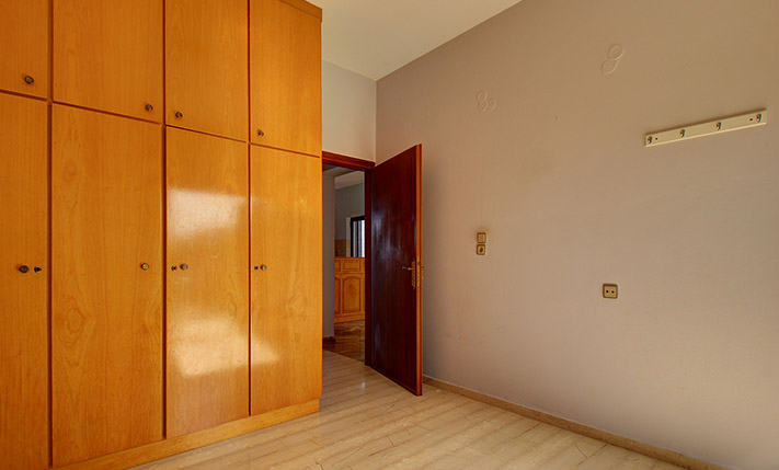 2 SPACIOUS APARTMENTS WITH AN OLIVE GROVE