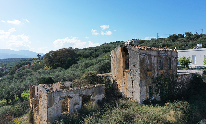 HOUSE WITH STUDY FOR GUESTHOUSE & SEA VIEWS