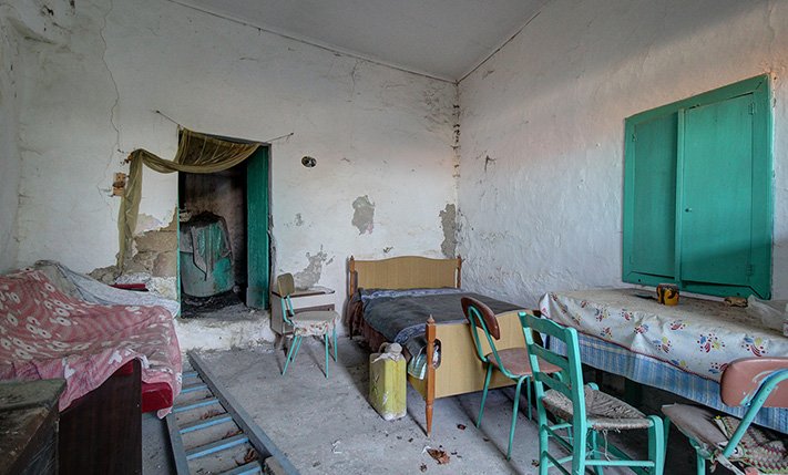 SPACIOUS HOUSE ON A PLOT WITH SEA VIEWS