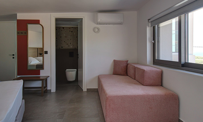 SLEEK LUXURY ABOVE THE BEACH OF FALASARNA