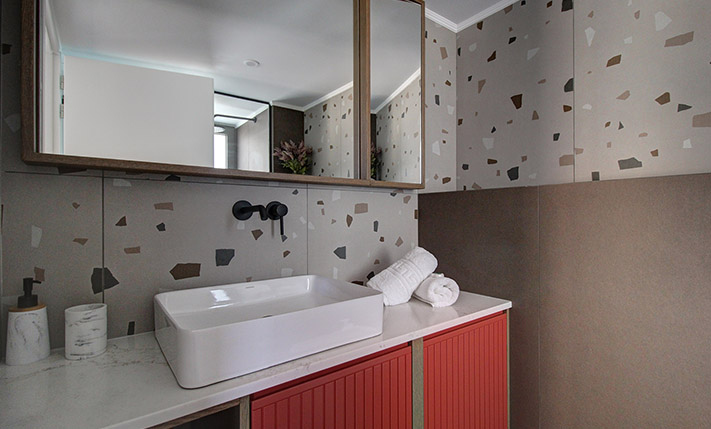 SLEEK LUXURY ABOVE THE BEACH OF FALASARNA