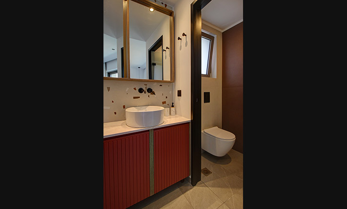 SLEEK LUXURY ABOVE THE BEACH OF FALASARNA