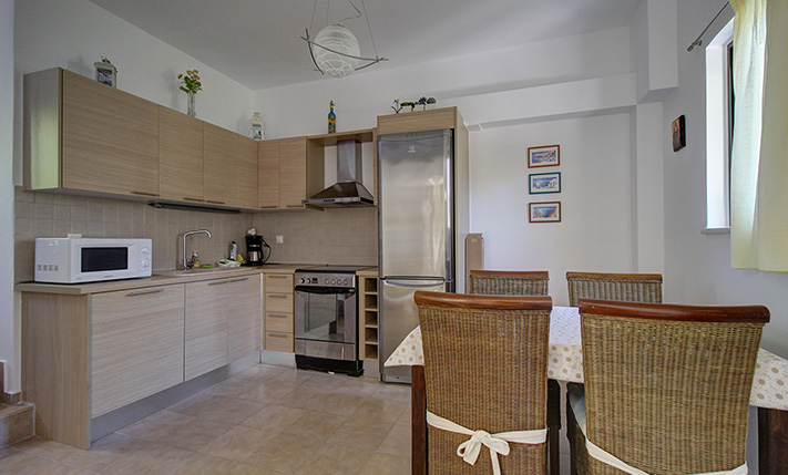 IN A LUSH COMPLEX WITH SPACIOUS SWIMMING POOLS