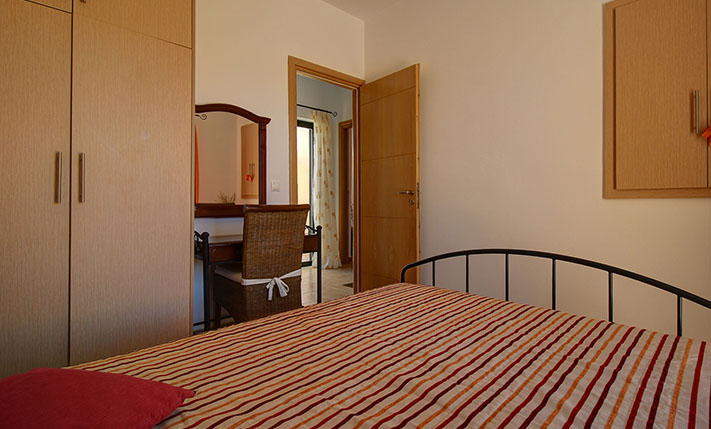 IN A LUSH COMPLEX WITH SPACIOUS SWIMMING POOLS