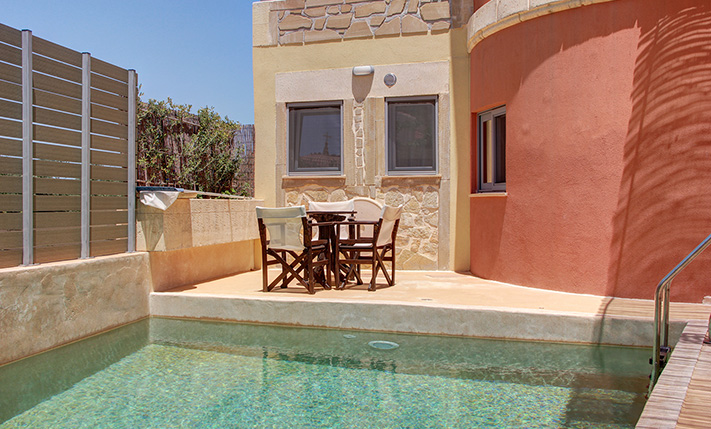A WINDMILL THAT ROTATES FACING KISSAMOS BAY