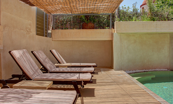 A WINDMILL THAT ROTATES FACING KISSAMOS BAY