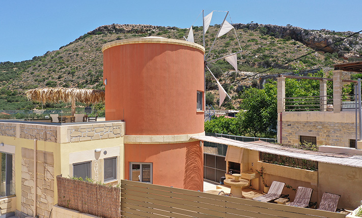A WINDMILL THAT ROTATES FACING KISSAMOS BAY
