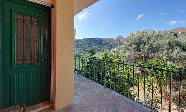 SPACIOUS APARTMENT WITH PANORAMIC VIEWS