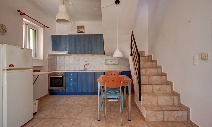 HOUSE WITH A PRIVATE GARDEN IN VACATION COMPLEX