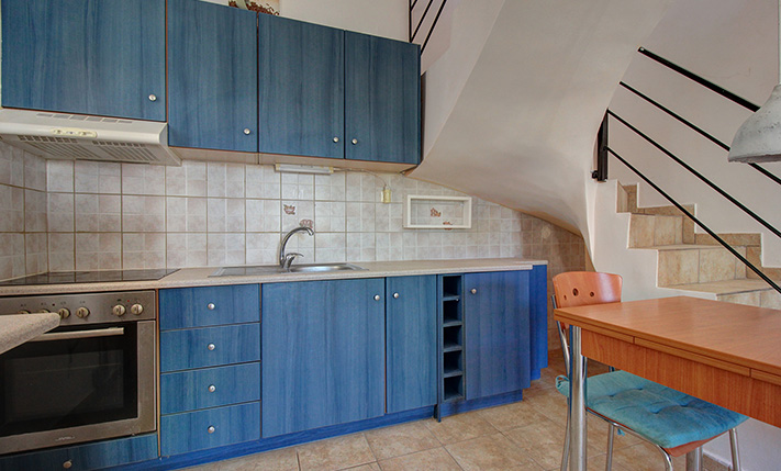 HOUSE WITH A PRIVATE GARDEN IN VACATION COMPLEX