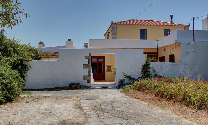 A PICTURESQUE FARM HOUSE IN THE OLIVE GROVES