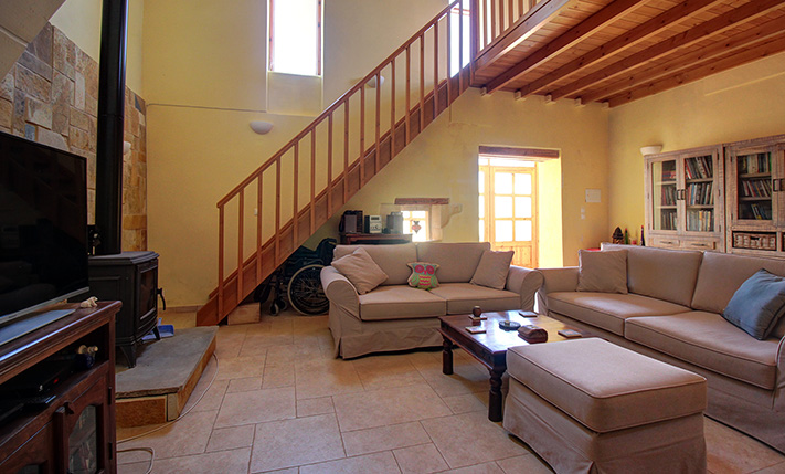 A PICTURESQUE FARM HOUSE IN THE OLIVE GROVES