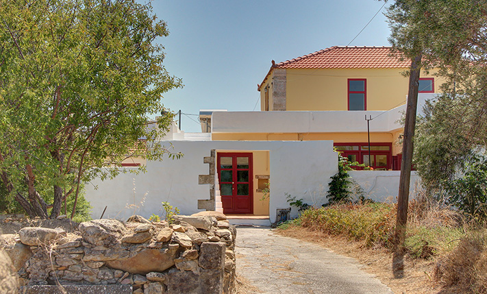 A PICTURESQUE FARM HOUSE IN THE OLIVE GROVES