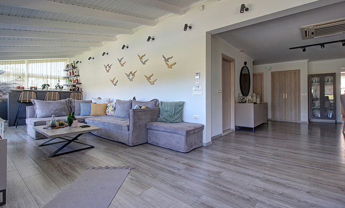 QUALITY LIVING WITH AMPLE EXTERIOR