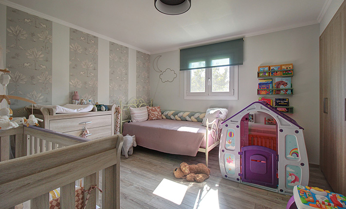 ΠΟΙΟΤΙΚΗ ΔΙΑΒΙΩΣΗ ΣΕ ΜΙΑ ΣΑΓΗΝΕΥΤΙΚΗ ΤΟΠΟΘΕΣΙΑ