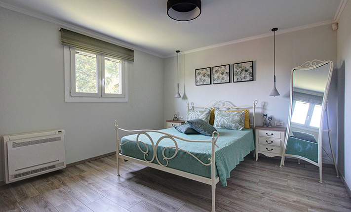 QUALITY LIVING WITH AMPLE EXTERIOR