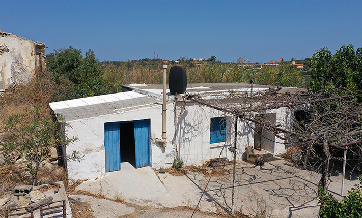 EXPANDABLE SINGLE-LEVEL HOUSE FOR RESTORATION