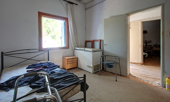 EXPANDABLE SINGLE-LEVEL HOUSE FOR RESTORATION