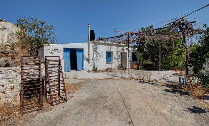EXPANDABLE SINGLE-LEVEL HOUSE FOR RESTORATION