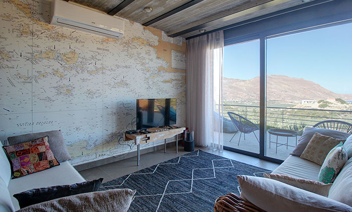 ΣΥΓΧΡΟΝΗ ΟΙΚΙΑ ΕΠΑΝΩ ΑΠΟ ΤΟΝ ΚΟΛΠΟ ΚΙΣΣΑΜΟΥ