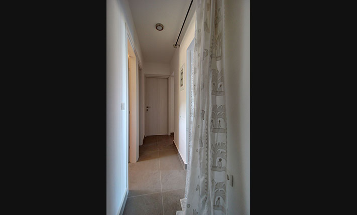 A CONTEMPORARY JEWEL OVER KISSAMOS BAY