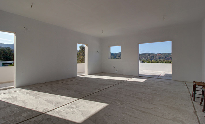 MIXED-USE BUILDING WITH RETAIL UNIT AND 2 APTS