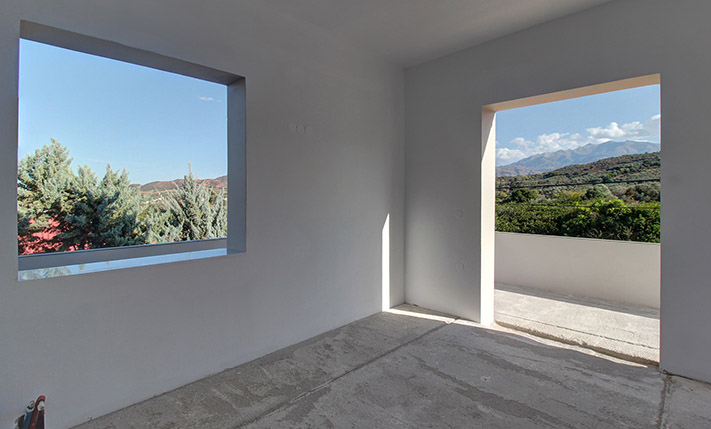 MIXED-USE BUILDING WITH RETAIL UNIT AND 2 APTS