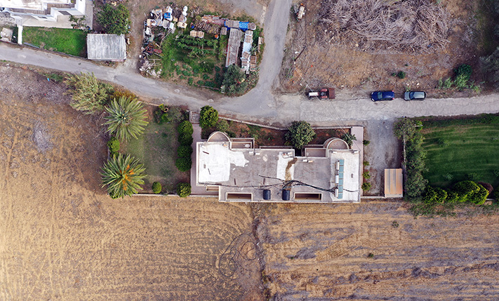 BUILDING OF 9 APARTMENTS NEAR THE BEACH