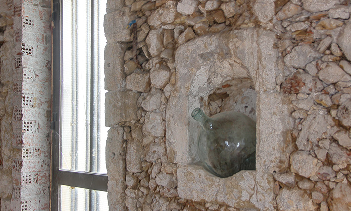 SEMI-CONVERTED WITH A HIGH POTENTIAL