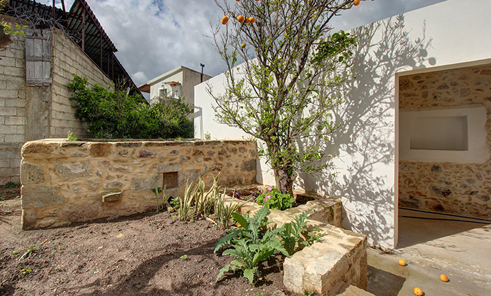 SEMI-CONVERTED WITH A HIGH POTENTIAL