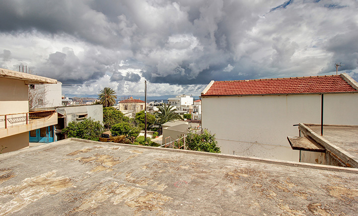 ΥΨΗΛΕΣ ΠΡΟΟΠΤΙΚΕΣ ΣΤΟ ΚΕΝΤΡΟ ΤΗΣ ΚΙΣΑΜΟΥ