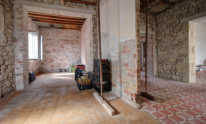 SEMI-CONVERTED WITH A HIGH POTENTIAL