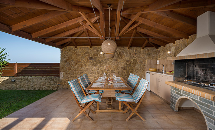 LUXURIOUS INVESTMENT NEAR KOLIMBARI & THE SEA