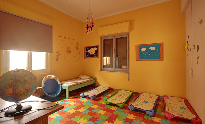 BROAD SEA VIEWS FROM A CITY'S TOP LOCATION