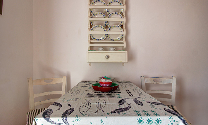 A VERSATILE RUSTIC RETREAT IN ABSOLUTE PRIVACY