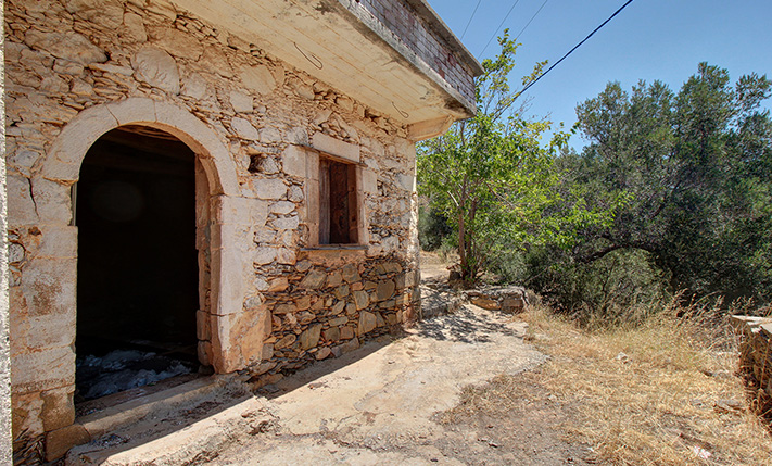 ΕΝΤΟΝΟΣ ΠΑΡΑΔΟΣΙΑΚΟΣ ΧΑΡΑΚΤΗΡΑΣ & ΑΠΛΕΤΟΙ ΧΩΡΟΙ