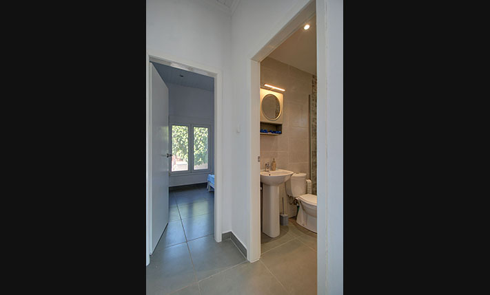 RENOVATED BUNGALOW IN THE VILLAGE CENTER