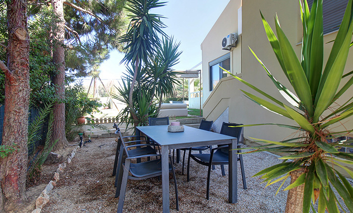 EXCELLENT FUNCTIONALITY & LUXURIOUS SPACES