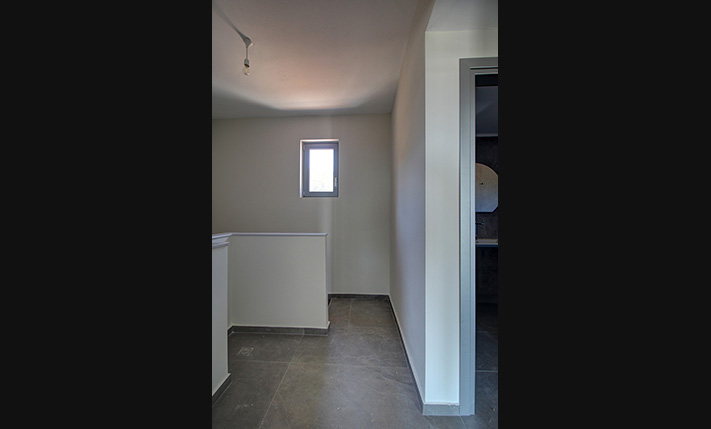 NEW HOUSE ON A SPACIOUS PLOT IN THE COUNTRYSIDE